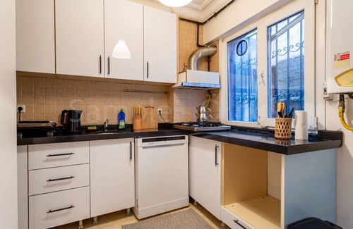 Kadikoy Apartamento | Konforlu ve Modern 2+1 Daire Next to Metro