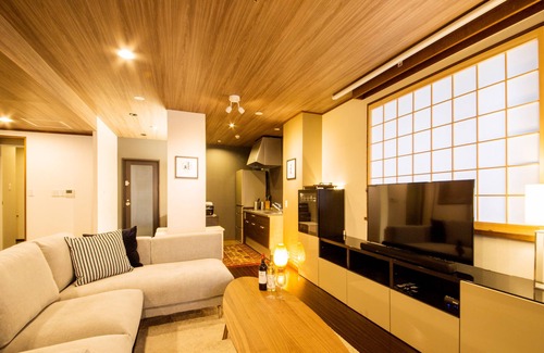 Dotonbori Casa | KONJAKUSO Osaka Dotonbori "YORIAI" Penthouse Stay