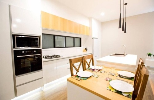 Arorangi Casa | Konoha Escape - Totalmente privado, piscina, bañera al aire libre