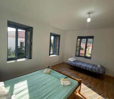 Kontias Casa | Kontias stonehouse 2