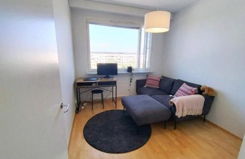 Itainen District Apartamento | #KONTULA Spacious top-floor apt with free parking