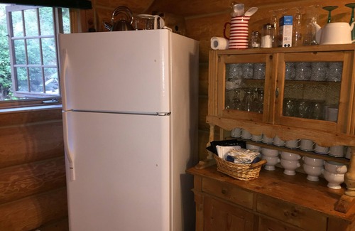 Boswell Casa | Kootenay Lake Lodge Waterfront Log Chalet - justo en el agua - wifi gratis