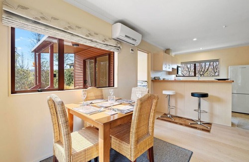 Lake Hawea Cabaña | Korimako Ridge - Lake Hawea Holiday Home