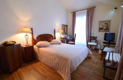 Vathy Hotel | Korina Gallery Hotel
