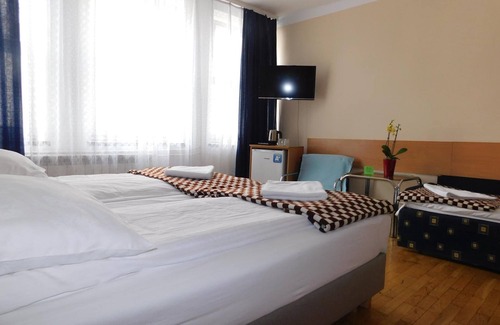Stare Podgorze Hotel | Korona Guest Rooms