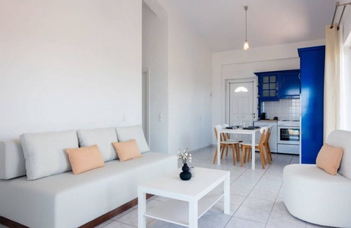 Pylos-Nestoras Apartamento | Koroni Xenios Zeus, Holiday Sunny Getaway
