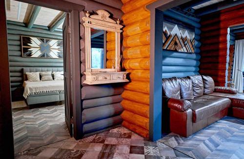 Klavdiyevo-Tarasove Casa | Koshara chalet - harmony in the midst of nature