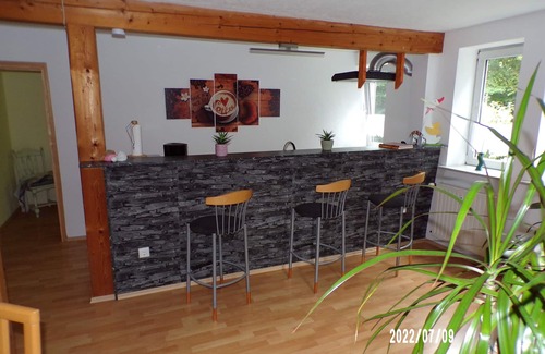 Edertal Apartamento | Kostengünstige Ferienwohnung Nähe Edersee und Kellerwald Nationalpark