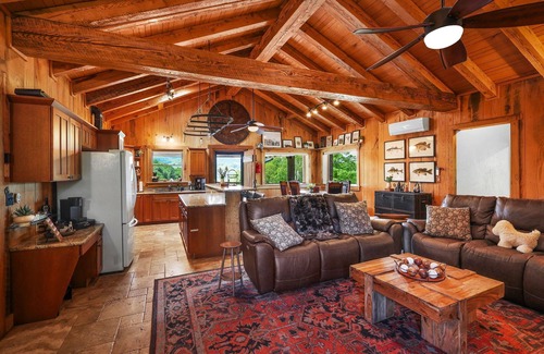 Butler Cabina | Kota Ridge - A peaceful family retreat in the heart of the Blue Ridge Mountains.