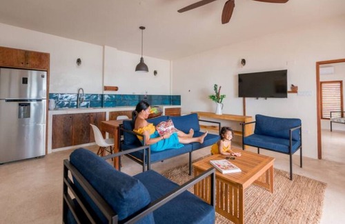 Treasure Beach Apartamento | Suite Kotch de dos dormitorios frente al mar con piscina
