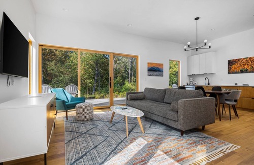 Acme Casa | KOTI 6 (Two Bedroom) Traverse City's Scandinavian Cabins, vacation home on TART & mins to Traverse C