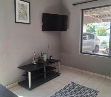 Alberton Casa | KOUT Guest House