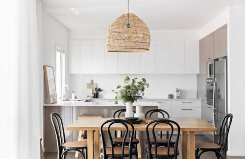 Caves Beach Casa | Kove Caves Beach