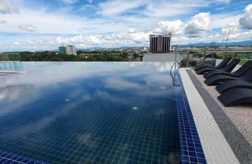 Batu Lintang Apartamento | Kozi Square New SGH Cozy Home LV5B