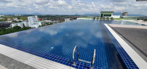 Batu Lintang Apartamento | Kozi Square New SGH Cozy Home 8A