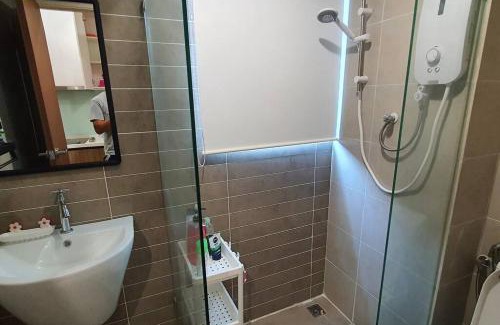 Batu Lintang Apartamento | Kozi Square New SGH Cozy Home 8B