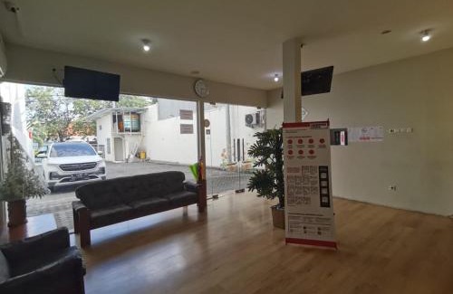 Surabaya Hotel | Kozy 15 Guesthouse