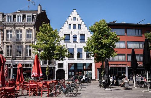 Antwerp Casa | Kozy Home Spacious Luxurious Home