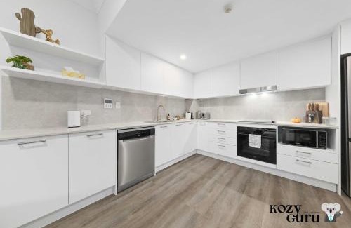 Camperdown Apartamento | KozyGuru | Camperdown | Stylish Apt with Parking