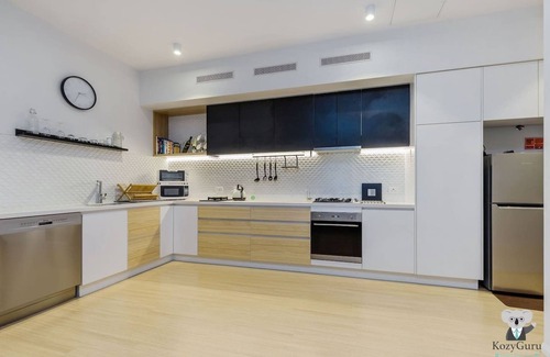 West End Apartamento | West End Waterfront Apartment 10 Min To City