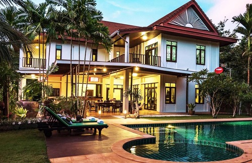 Sai Thai Villa | Villa familiar con piscina Krabi