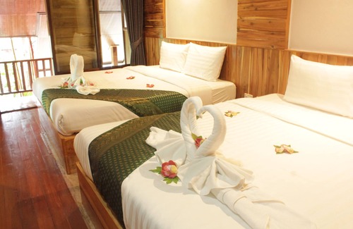 Nong Thale Hotel | Krabi Klong Muang Bay View