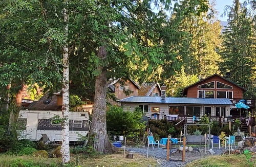 Verlot Cabina | Krachel"Z Ohana Oasis