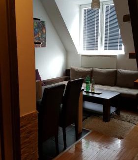 Lisina Apartamento | kraljevski apartman