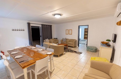 Camdeboo Casa | Kransplaas - Springbok Cottage