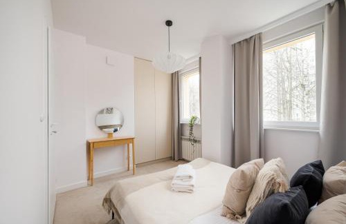 Muranow Apartamento | Krasiński Garden Superior Apartment
