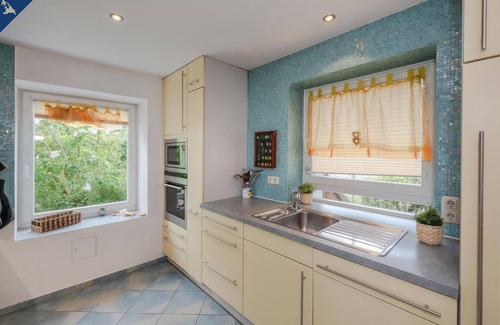 Heringsdorf Casa | Kreativhaus am See - Traumhaftes, Familienfreundliches Ferienhaus mit Seeblick für 8 Personen