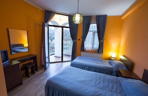 Smolyan Cama Y Desayuno | Kris Hotel