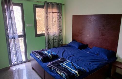 Sirala Hotel | Krishna Hotel & Restaurant