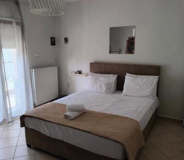 Lagkadas Apartamento | Krithia Apartment with Garden