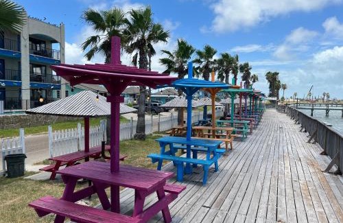 Rockport Hotel | Krsna's Castle (Hunt's Castle)