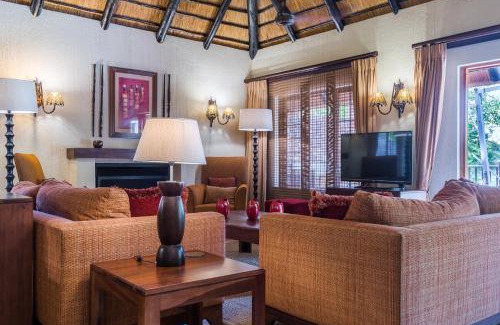 Hazyview Apartamento | Kruger Park Lodge Unit No 521 with Private Pool