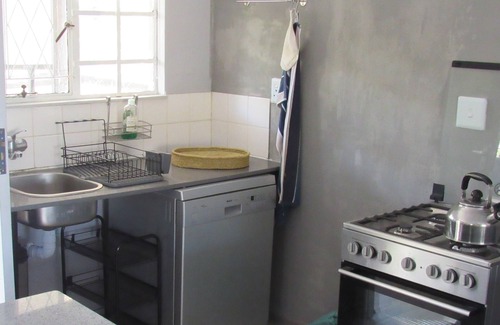 Marloth Park Chalet De Esquí | KRUGER WILD RETREAT - HYENA CHALET