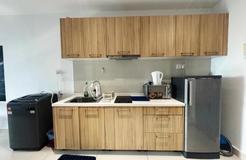 Taman Century Apartamento | KSL City D'Esplanade Apartment