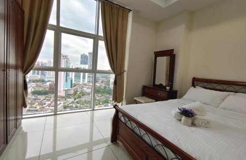 Taman Century Apartamento | KSL City Mall 3BR@7-8pax Private Lift & City view+WIFI