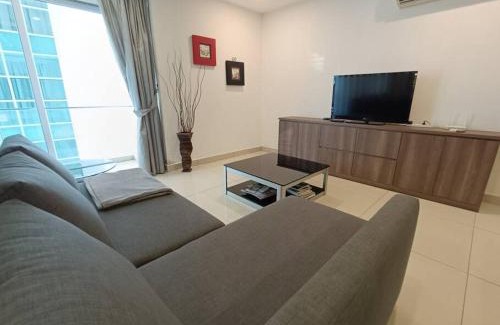 Taman Century Apartamento | KSL City Mall Bathtub 1-4pax Netflix JB City