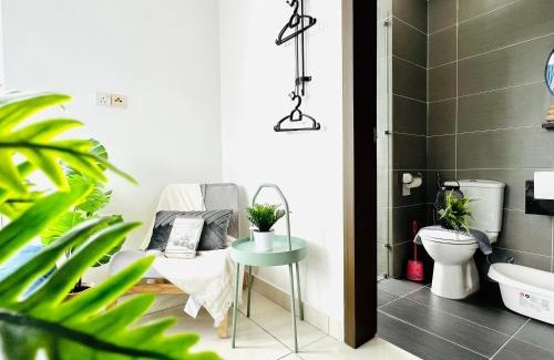 Taman Century Apartamento | KSL D'Esplanade Residence BY R9 Homestay