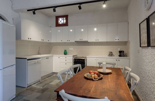 Palaia Fokaia Casa | Ktima EYzen