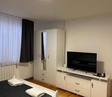 Vlasenica Casa | Kuća Marinković