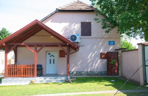 Vojvodina Apartamento | Kuća NP