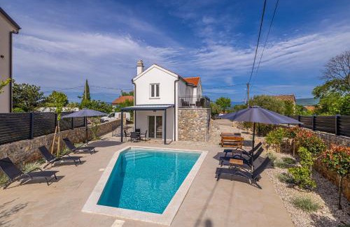 Krk Villa | Kuća za odmor ANTICA