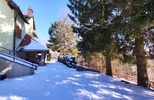 Benkovac Fuzinski Casa | Kuća za odmor Cava Fužine