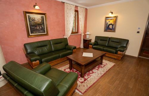 Benkovac Fuzinski Casa | Kuća za odmor Cava Fužine