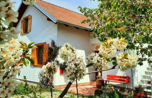 Ceminac Casa | KUĆA ZA ODMOR "DVA SRCA"
