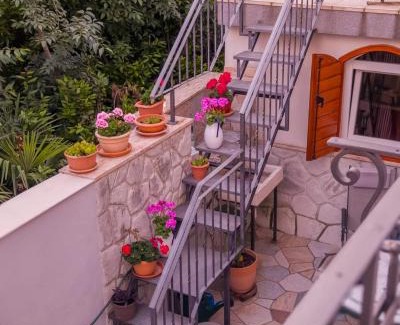 Municipality of Omisalj Casa | Kuća za odmor Iva
