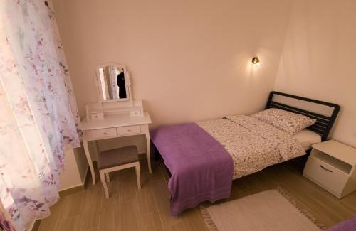 Municipality of Omisalj Casa | Kuća za odmor Iva